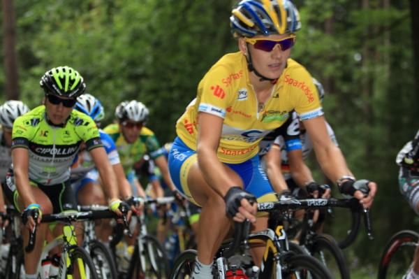 Race leader, Emma Johansson (Hitec Products)