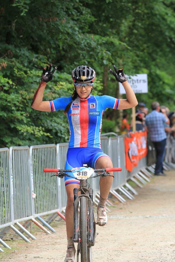 Teresa Hurikova wins the European marathon championships