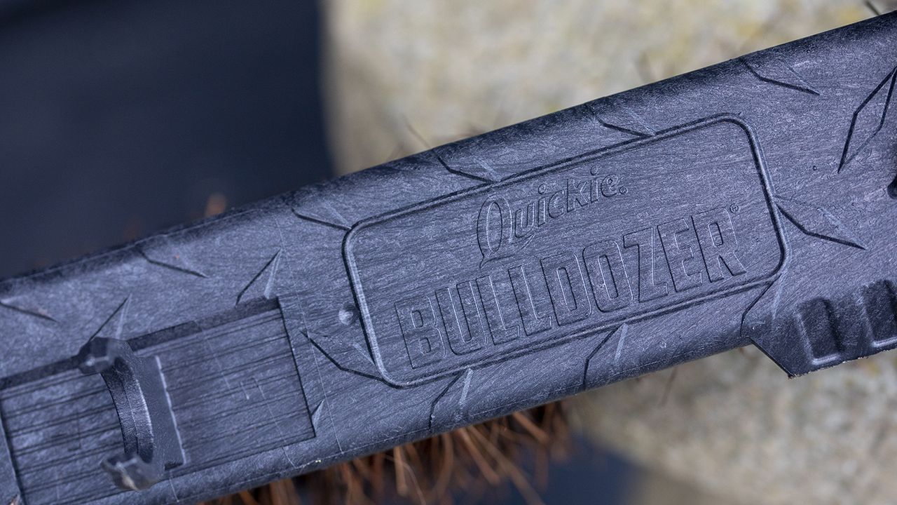 Herbie&rsquo;s Quickie 24in Super Bulldozer broom review