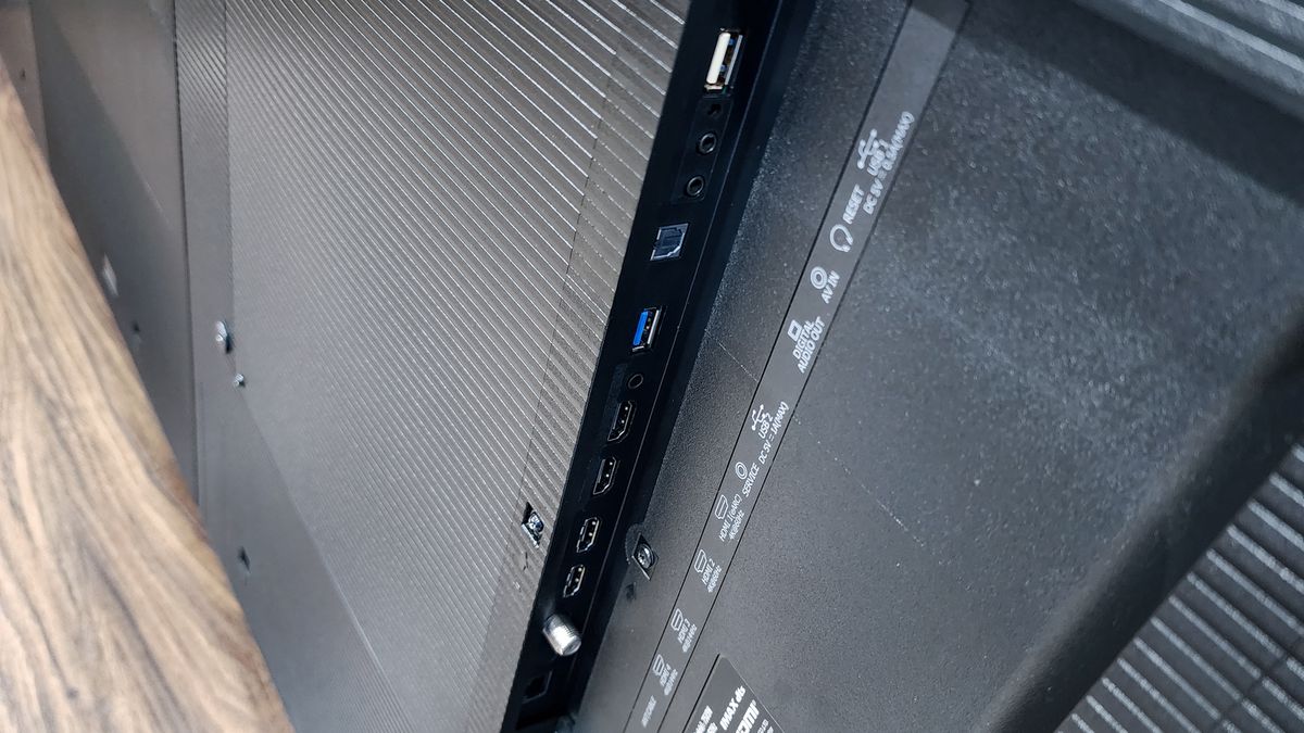 The ports on a Hisense U9N Mini-LED TV