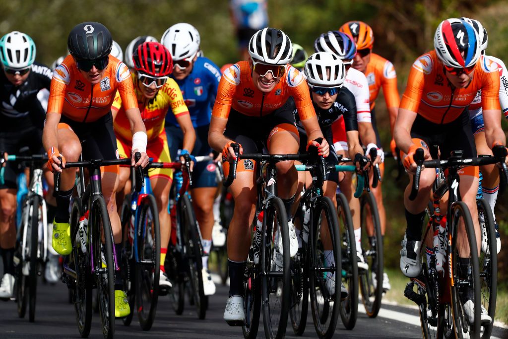 IMOLA ITALY SEPTEMBER 26 Annemiek Van Vleuten of The Netherlands Ane Santesteban Gonzalez of Spain Demi Vollering of The Netherlands Anna Van Der Breggen of The Netherlands Peloton during the 93rd UCI Road World Championships 2020 Women Elite Road Race a 143km race from Imola to Imola Autodromo Enzo e Dino Ferrari ImolaEr2020 Imola2020 on September 26 2020 in Imola Italy Photo by Bas CzerwinskiGetty Images