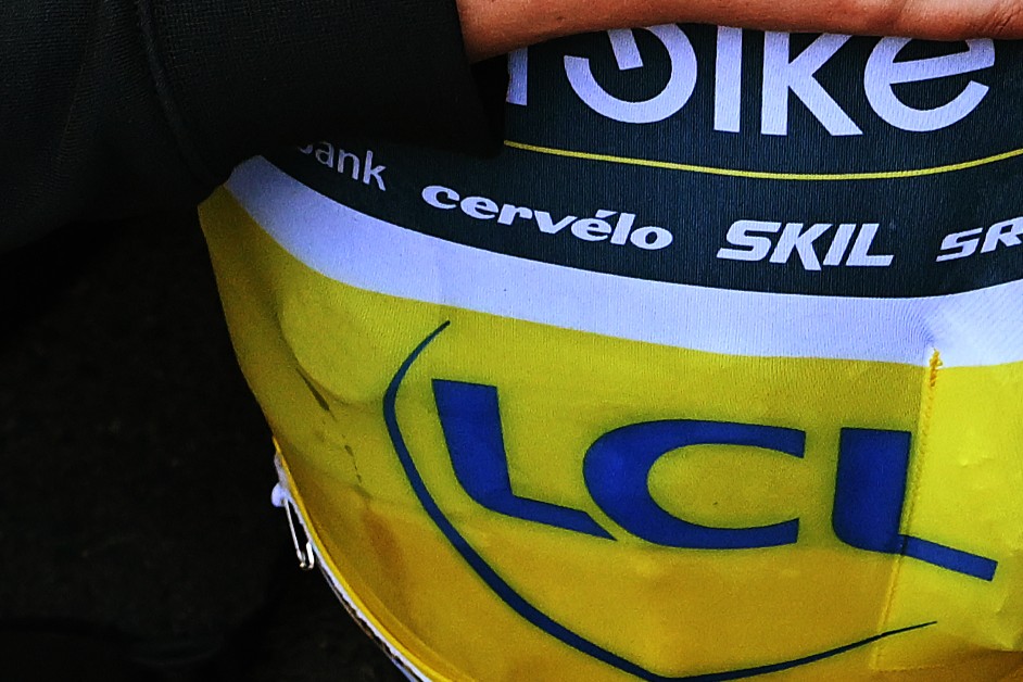 A yellow jersey at the Tour de France femmes
