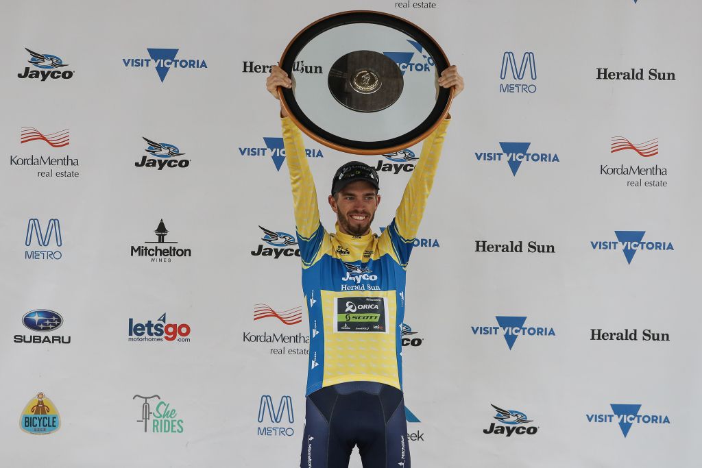 The 2017 champion Damien Howson with the winner's trophy