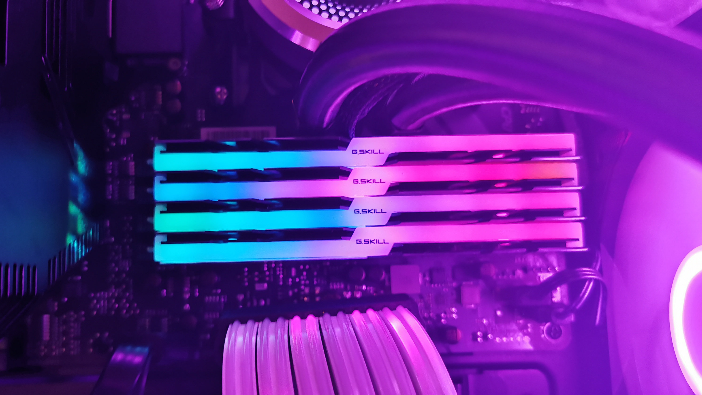 G.Skill Trident Z Neo DDR4-3600 C16 4x8GB