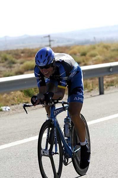 Stijn Devolder (Discovery Channel) clearly gave all he could as his face of pain was showing for multiple kilometres.
