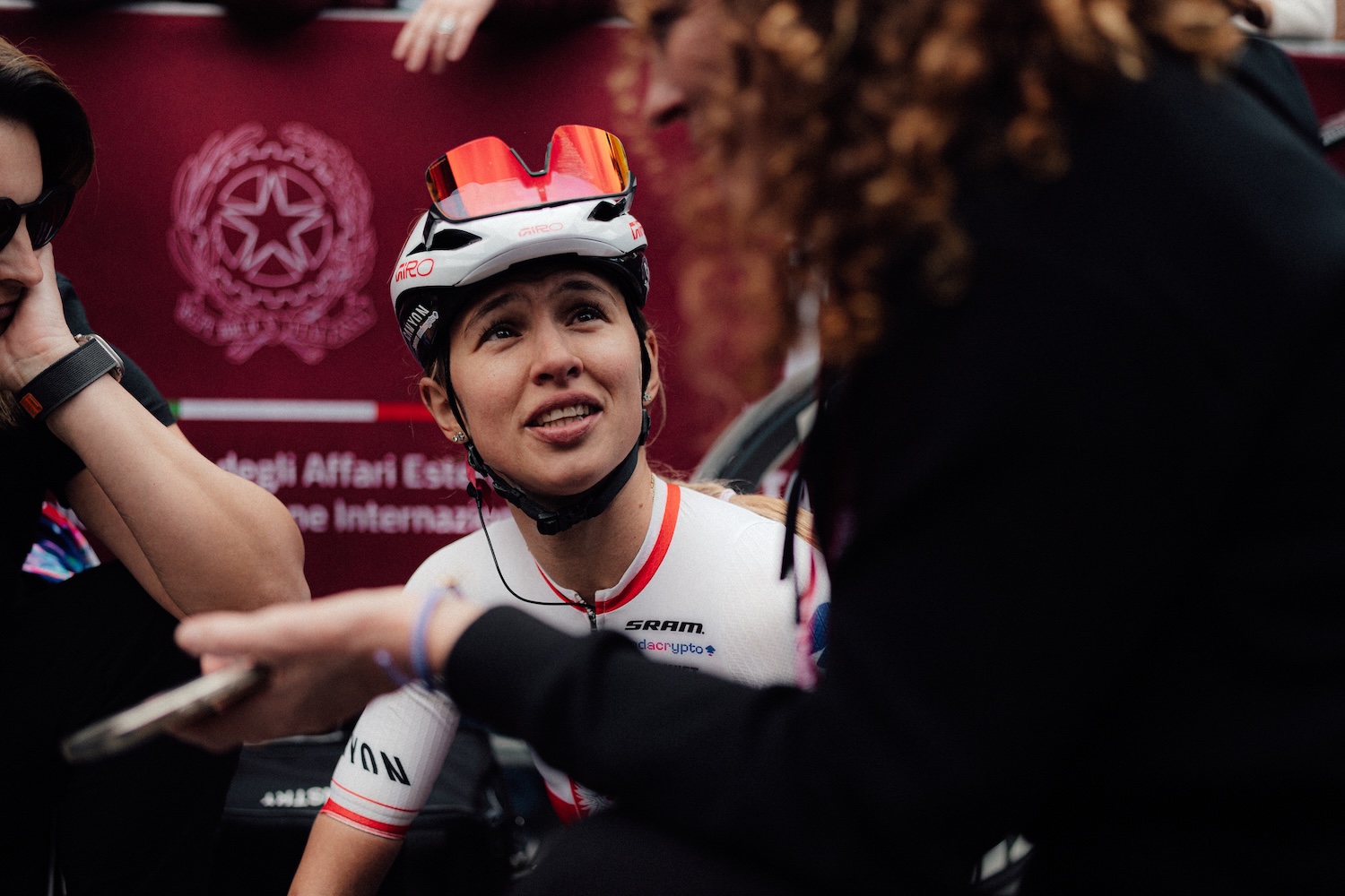 Escenas de la llegada de la Strade Bianche