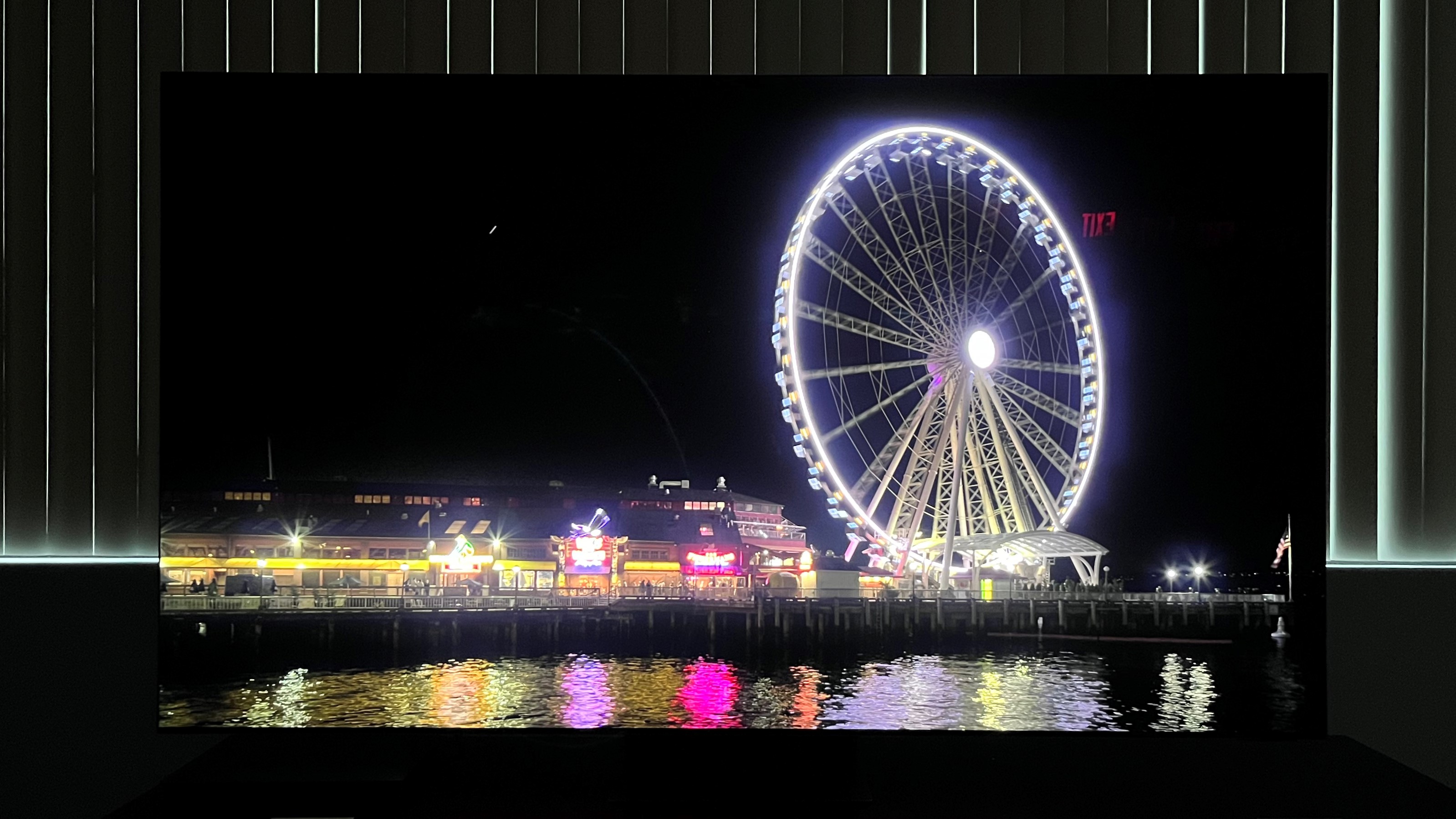 Samsung-QN900C showing a ferris wheel at night