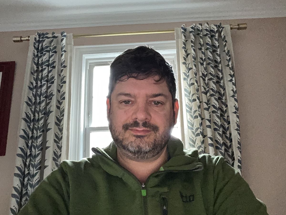 A photo taken with the iPad Air M4 front camera