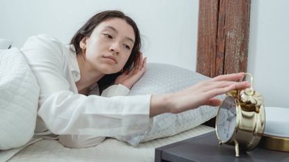 When do the clocks go back? sleep & wellness tips