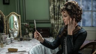 Kate Beckinsale in Love & Friendship