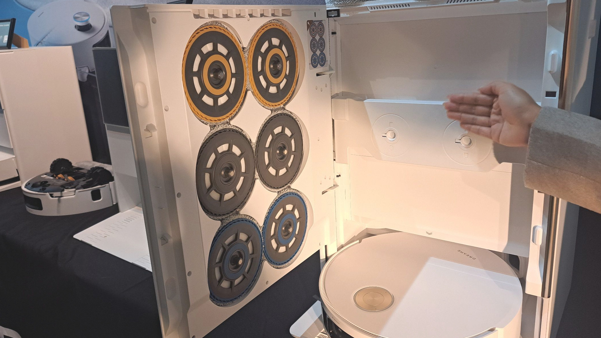 Dream Matrix10 Ultra robot vacs mop pads