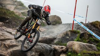 wapenkamer Wereldvenster naald Best downhill mountain bikes: Bike Perfect's pick of the fastest downhill  mountain bikes this year | BikePerfect