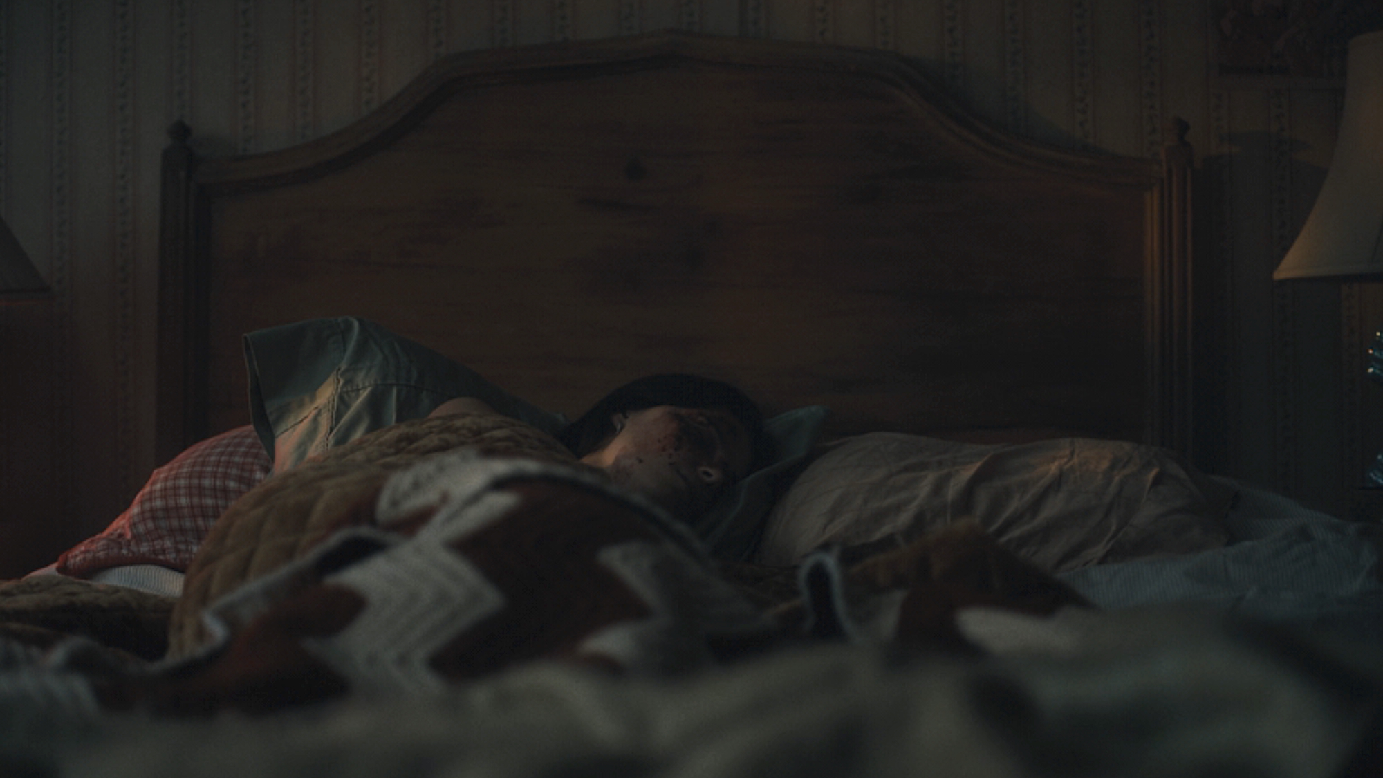 Nikki sleeping in bed and asking Bear to kill her in Obsession