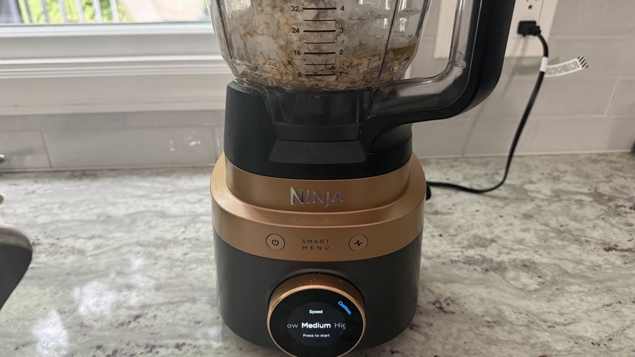 Ninja CrushBOSS blending pancake batter