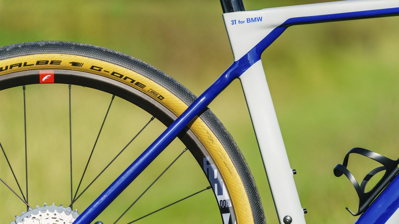 3T BMW Exploro
