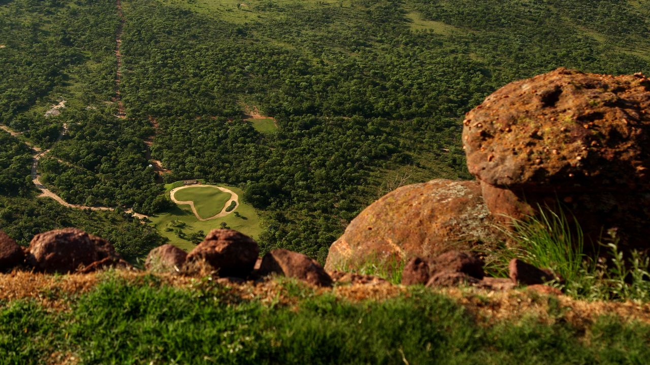 Legend Golf Course Extreme 19th hole pictured