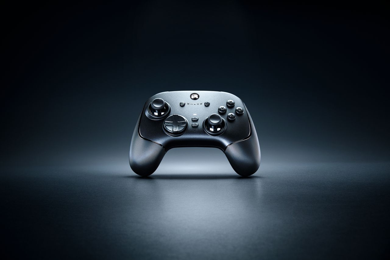 Image of the Razer Wolverine V3 Bluetooth.