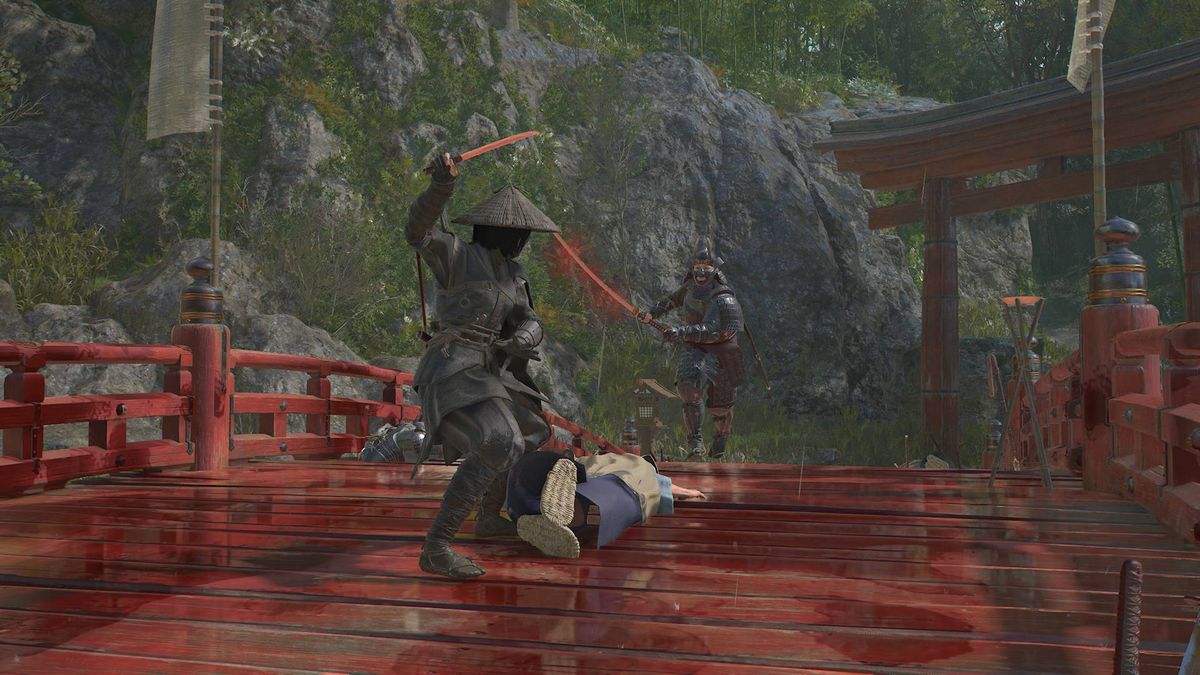 Assassin&#039;s Creed Shadows Naoe facing off against samurai warrior on red bridge