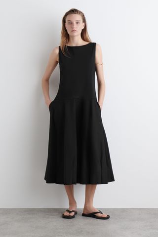 U9qXCtcpB3xjTcYLM2AtNB-320-80 45 اكتشافات أنيقة في البيع من J.Crew و COS و Banana Republic