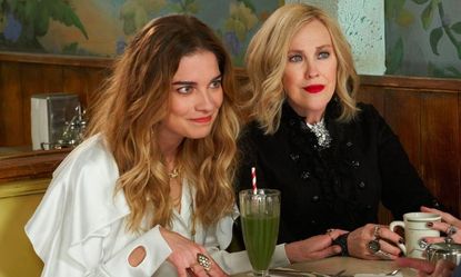 Annie Murphy, Catherine O'Hara, "Schitt's Creek" (2020) Season 6, fashionable TV shows