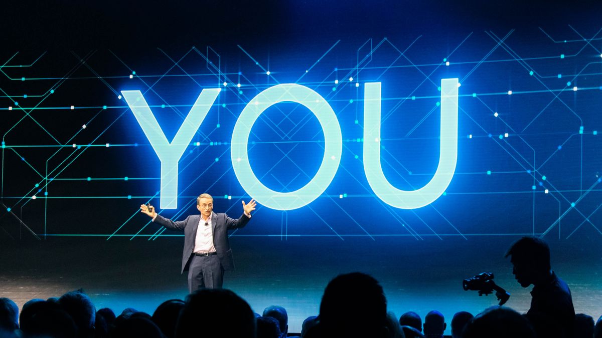 Pat Gelsinger onstage at VMworld 2019