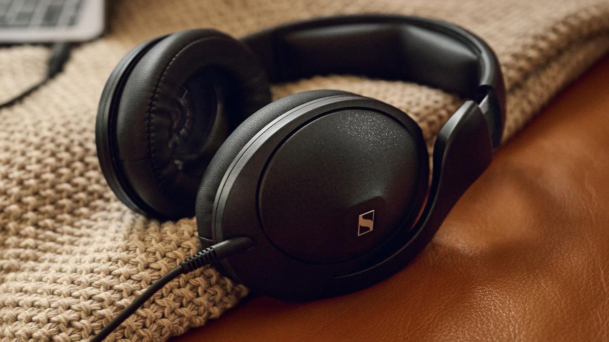 Sennheiser's new wired headphones look like comfortable audiophile cans ...