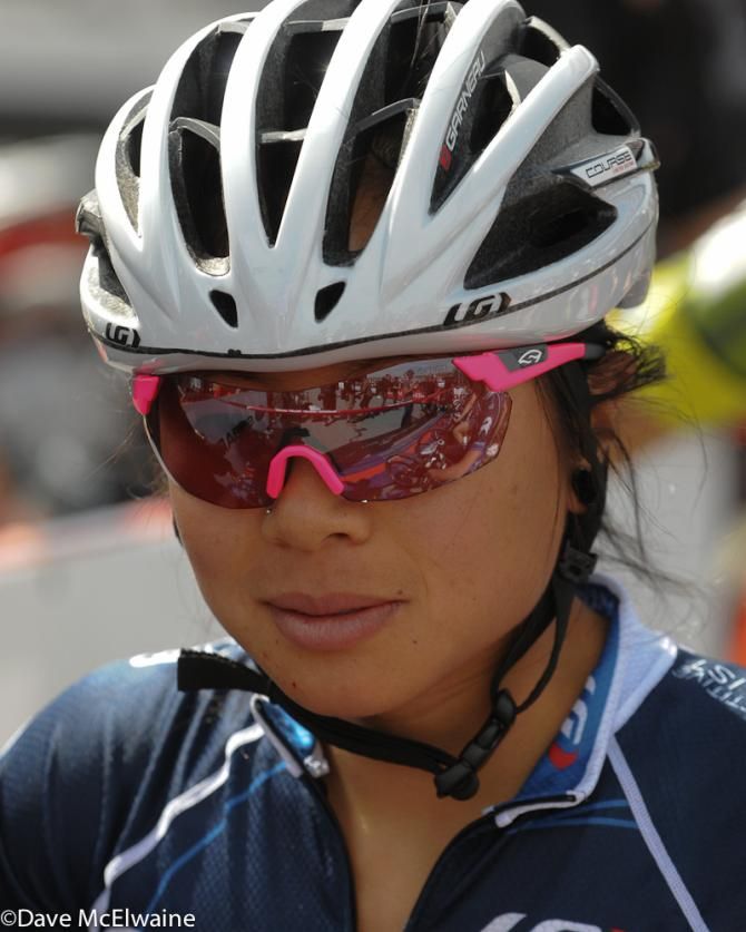 Evelyn Dong (Backcountry.com) at the start
