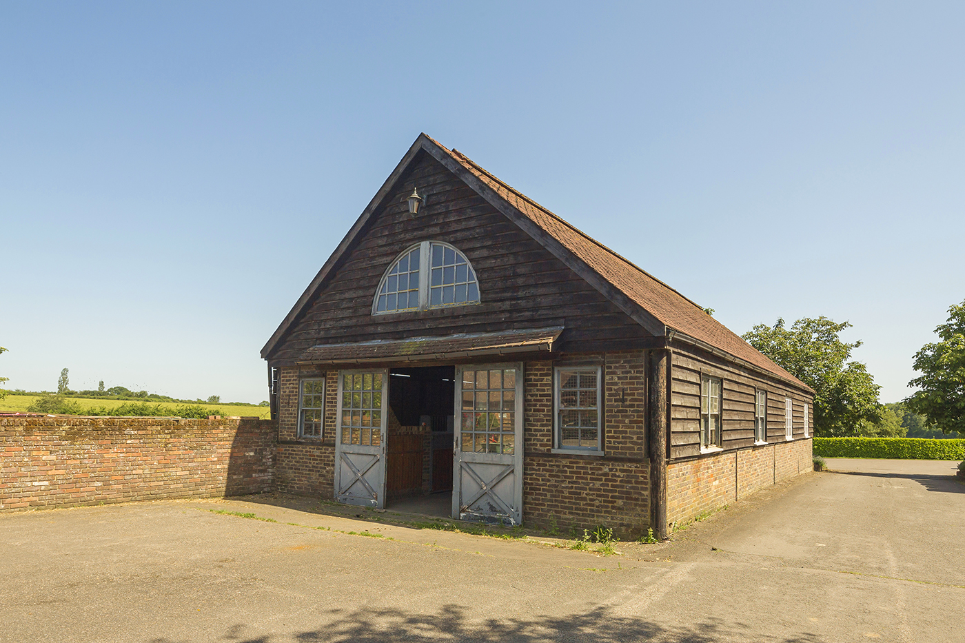 Shortgrove Manor Farm STABLES EXT