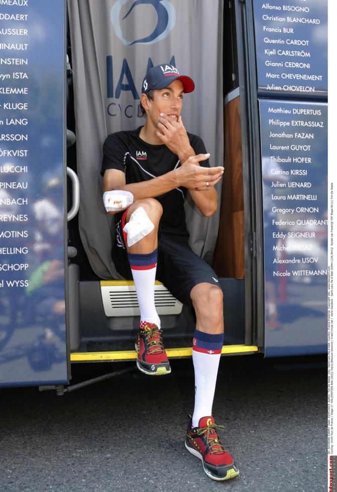 Reto Hollenstein (IAM Cycling) at the start of stage 17. He suffered a collapsed lung yesterday