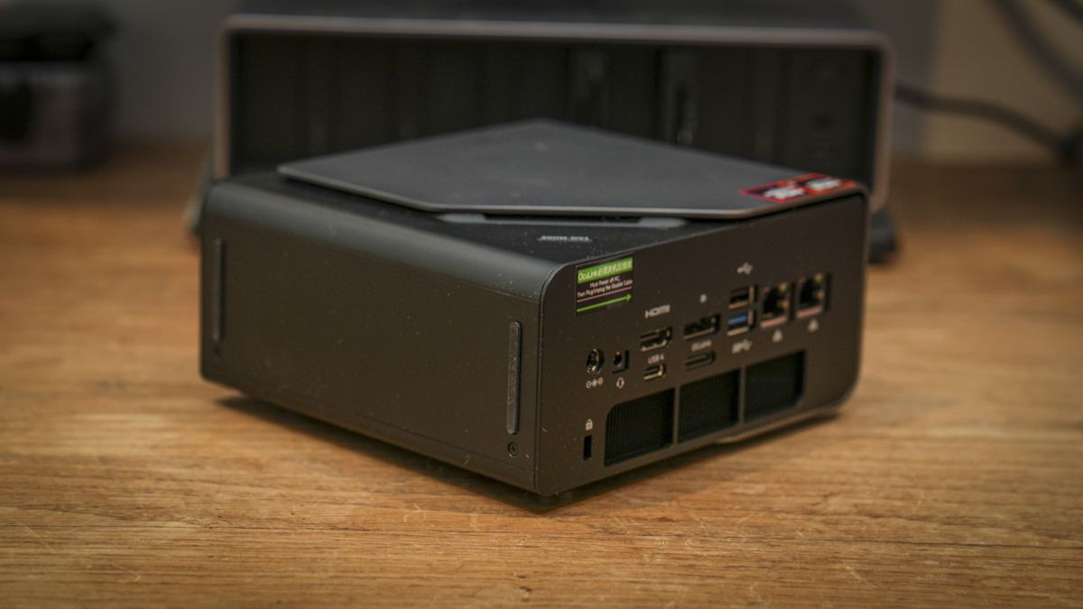 GMKtec NucBox K12
