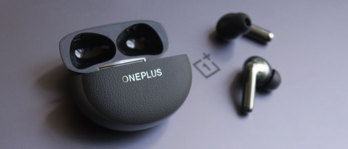 OnePlus Buds Pro 3 review case open plus buds close 21:9