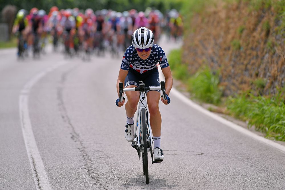 Ruth Winder (Trek-Segafredo) on the attack during stage 7 at the Giro Rosa