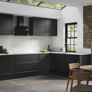 Magnet black slim shaker kitchen