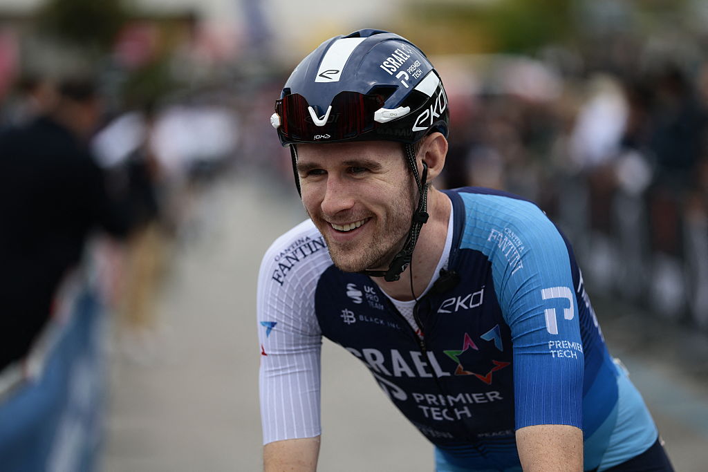 Canadian Road National Championships: Derek Gee solos to first road race title