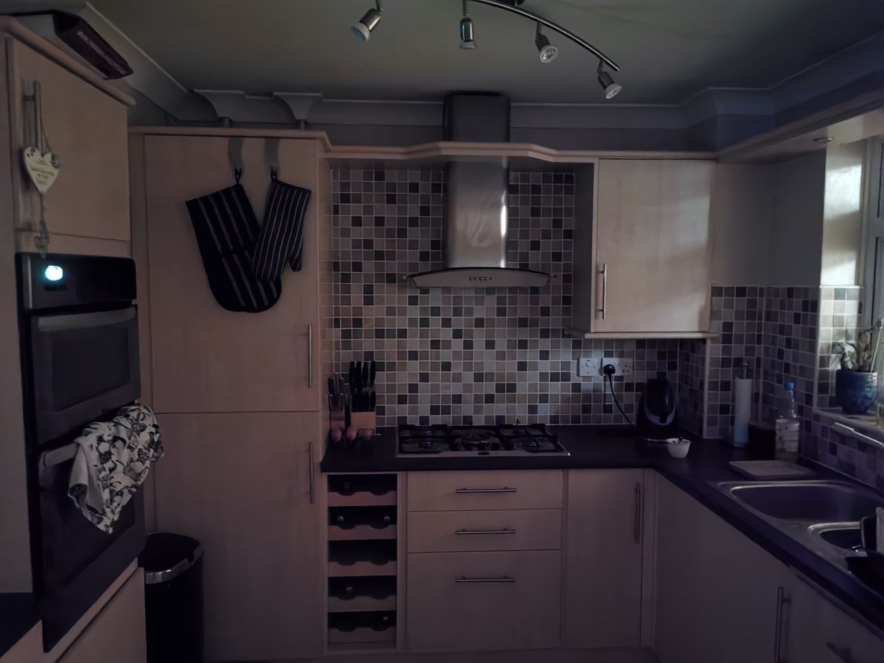 The image the P30 Pro managed to capture, with no flash (Image Credit: TechRadar)