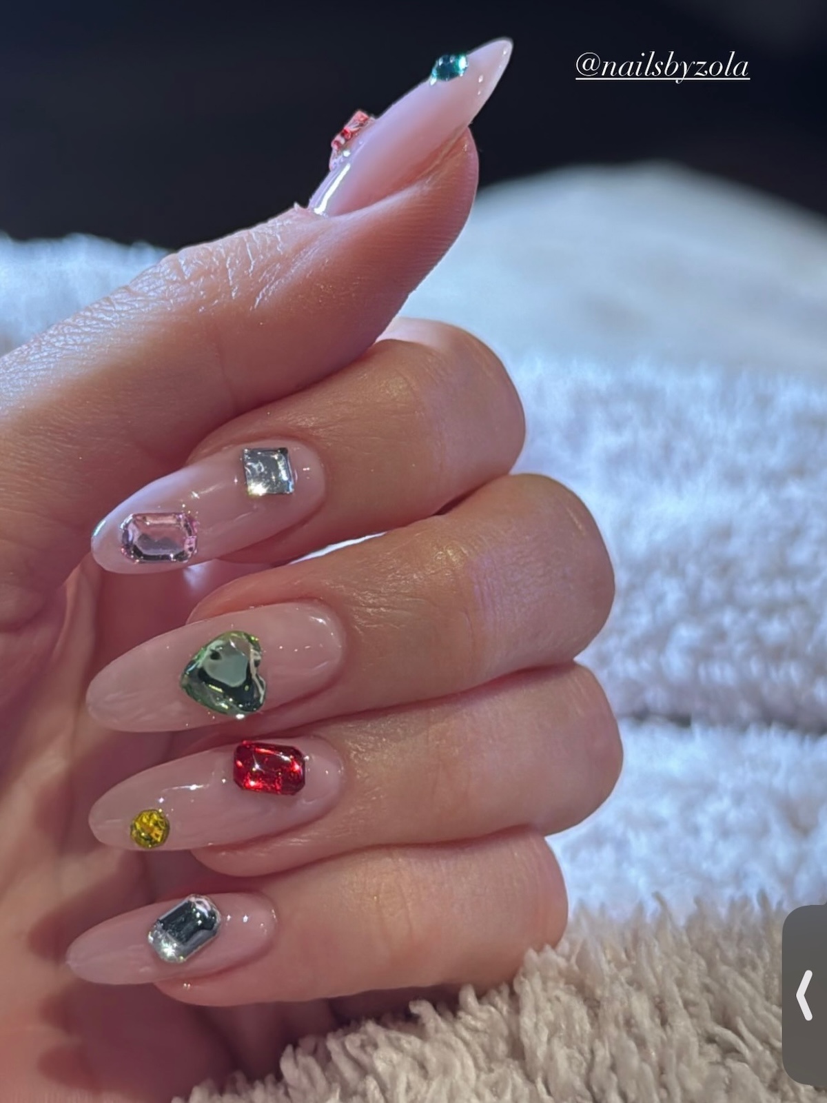 Kylie Jenner's &amp;quot;Crystal Candy&amp;quot; Manicure