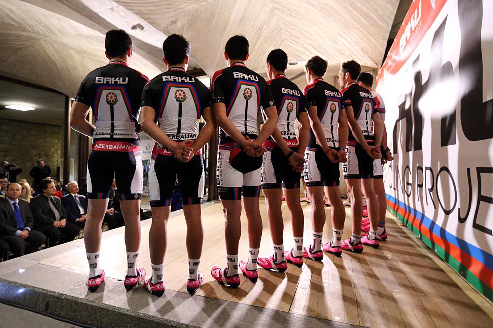 Synergy Baku Cycling Project 2015 team presentation