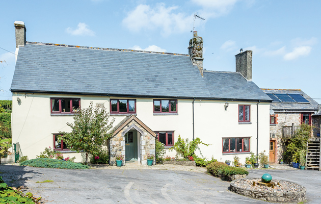 8235710-exterior01