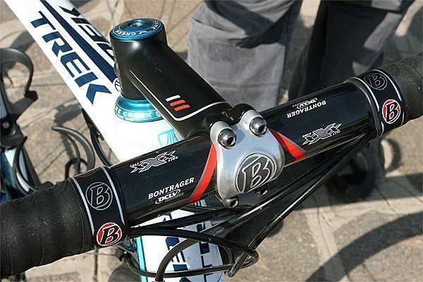 The Bontrager label can be found throughout the bike including on the Race X Lite stem and Race XXX Lite carbon bars.