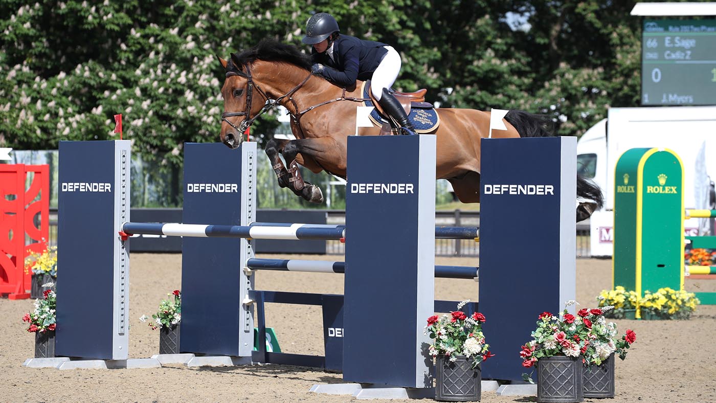 Emily Sage and Cadiz Z winning at Royal Windsor Horse Show