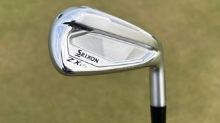 Photo of the Srixon ZXi4 Iron