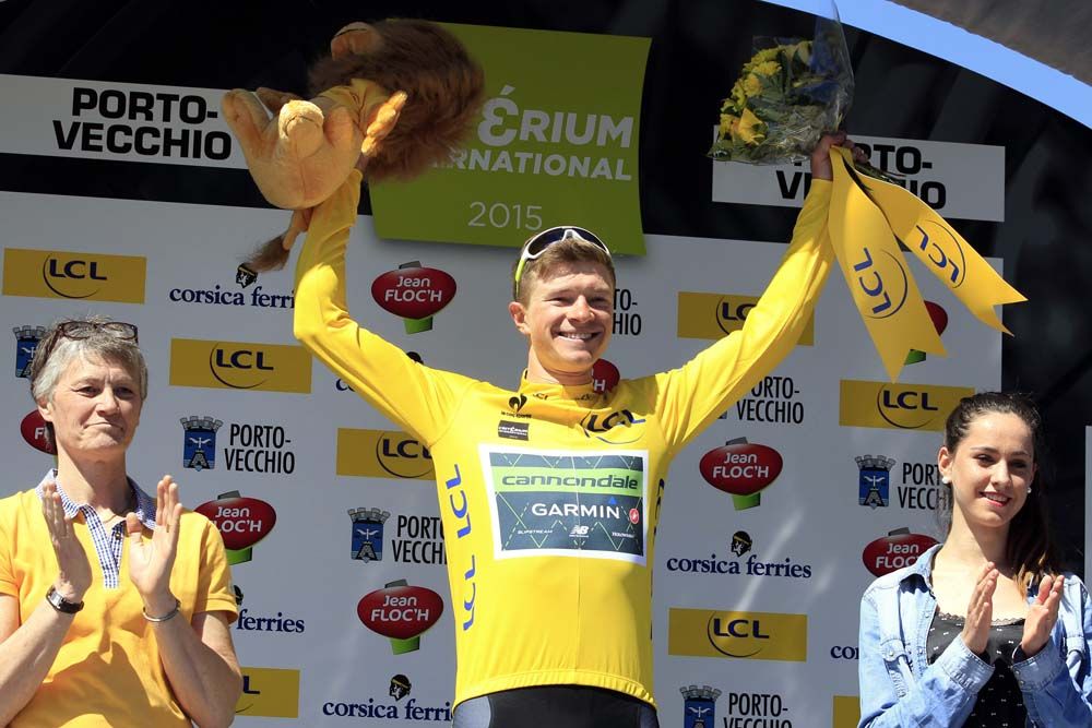 Ben King (Cannondale-Garmin) celebrates wearing the yellow jersey