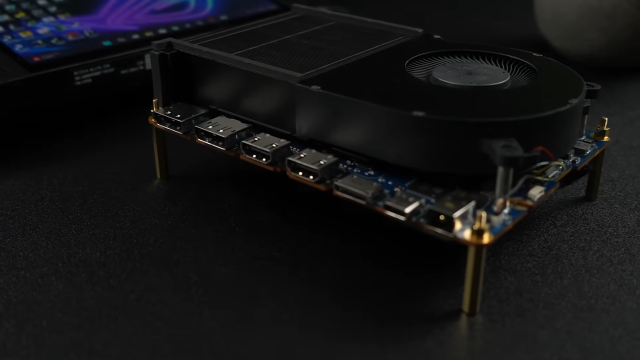 Prototype RTX 5060 eGPU dock