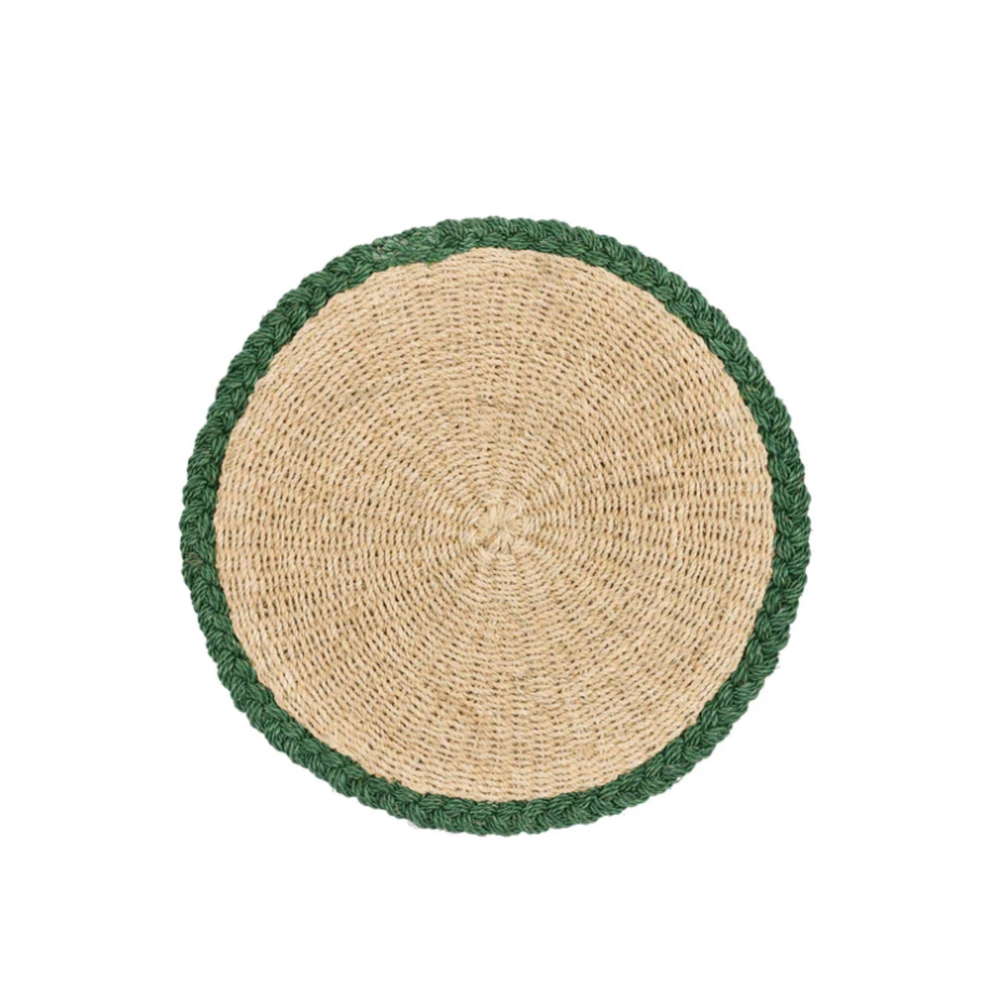 Woven place mat in natural with green edging