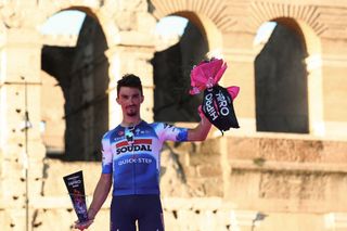 Giro d'Italia 2024: Julian Alaphilippe on the podium in Rome