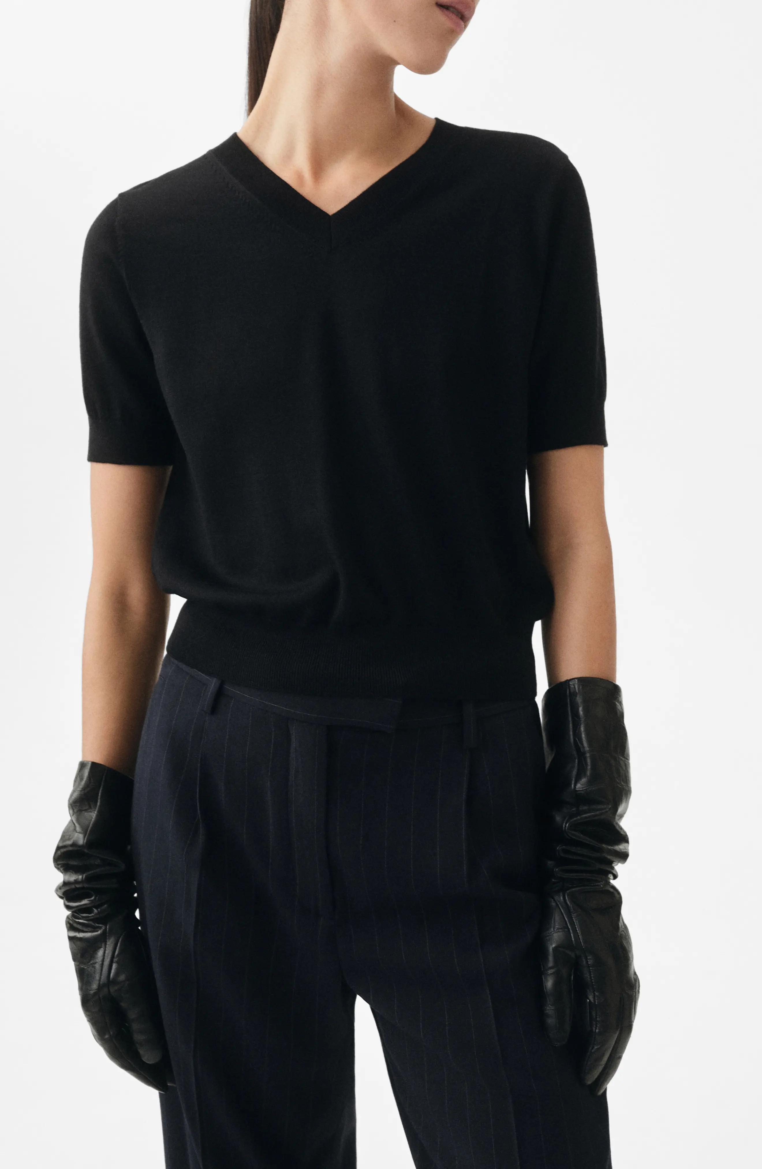 Selection V-Neck Short Sleeve Wool Sweater