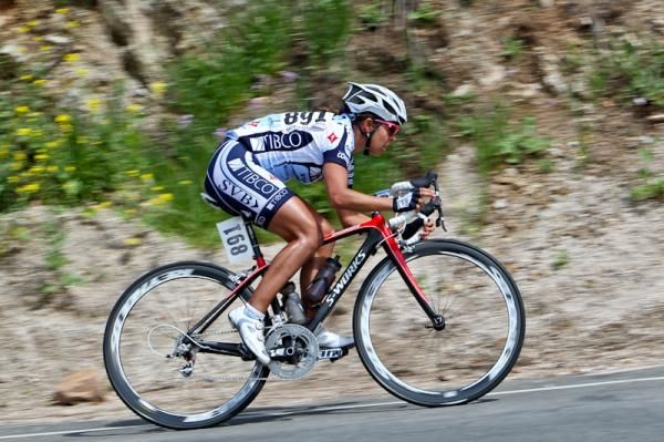 Carmen Small (TIBCO) puts in an effort to bring back the break.