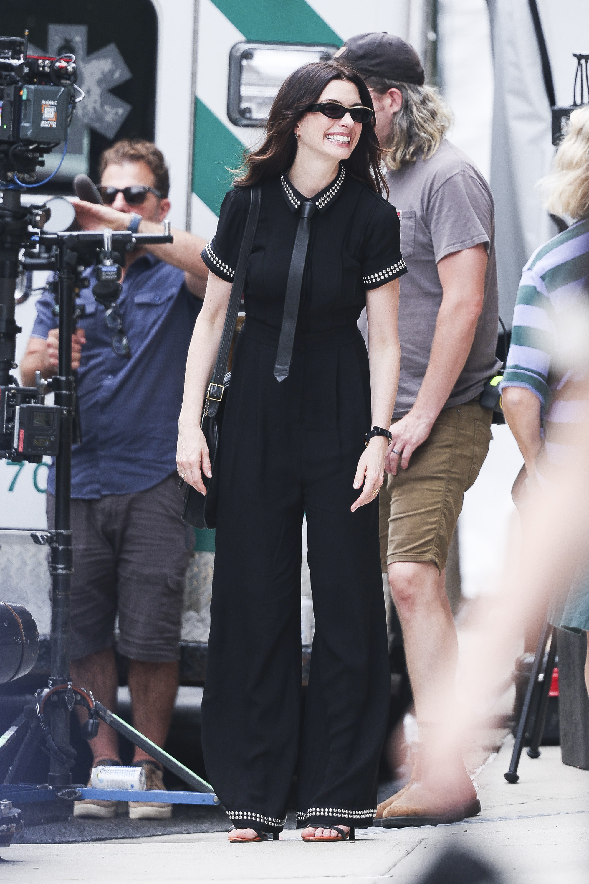 anne hathaway filming devil wears prada