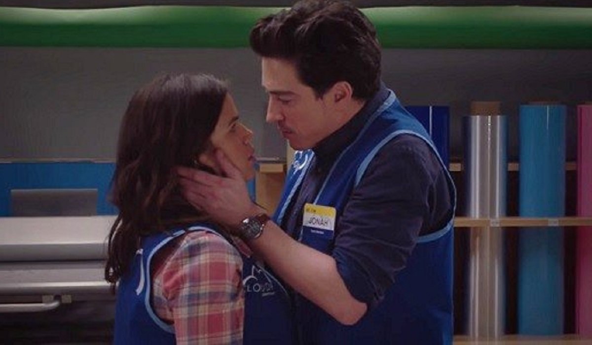 amy jonah season 3 town hall sex scene