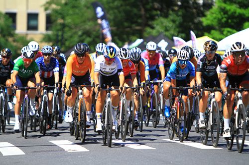 Images from the 2022 Harlem Skyscraper Cycling Classic
